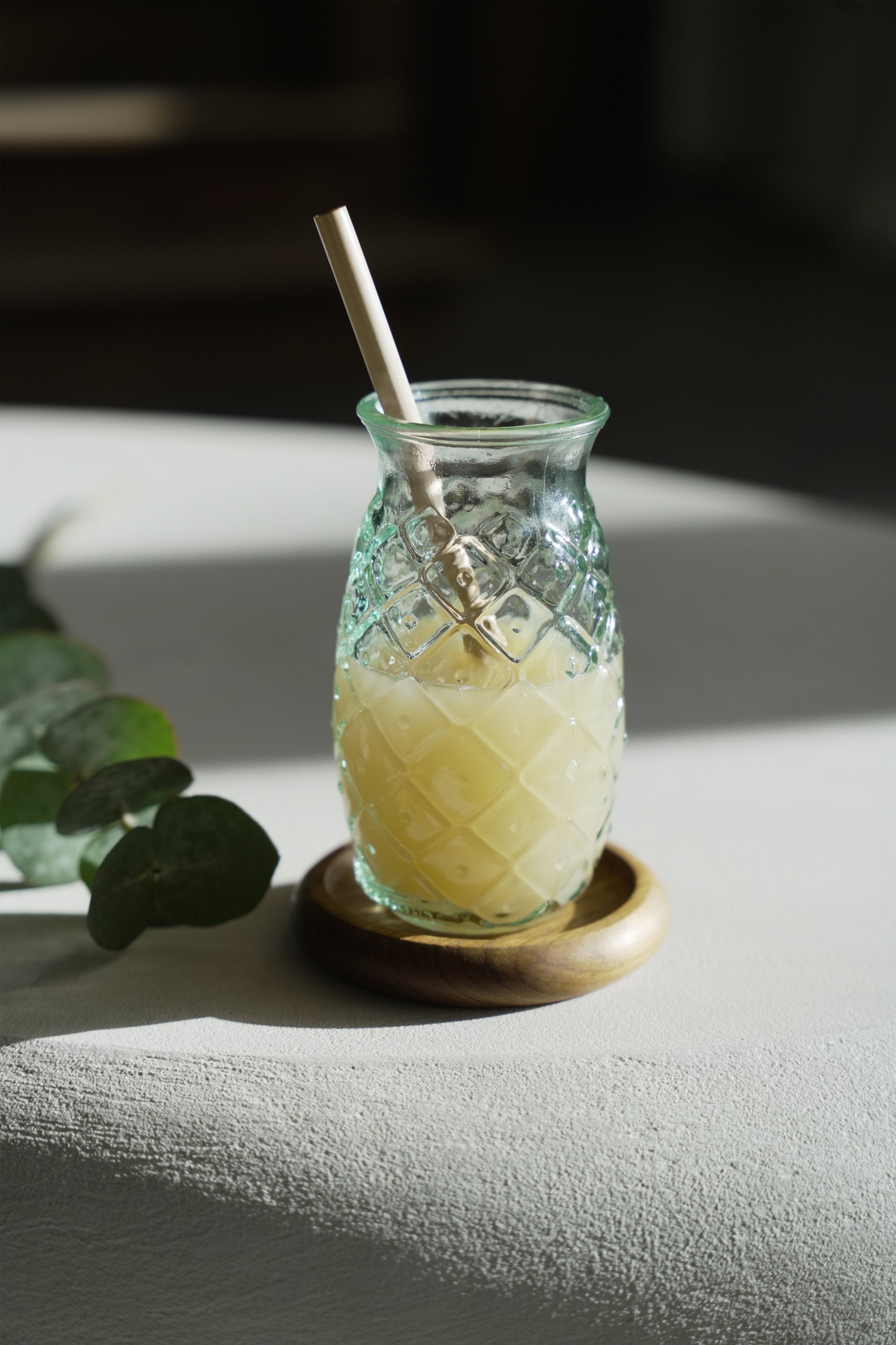 The Pineapple Glass - Blue - L in glass — handmade luxury longdrink glass curated by Laiyahome — view 2