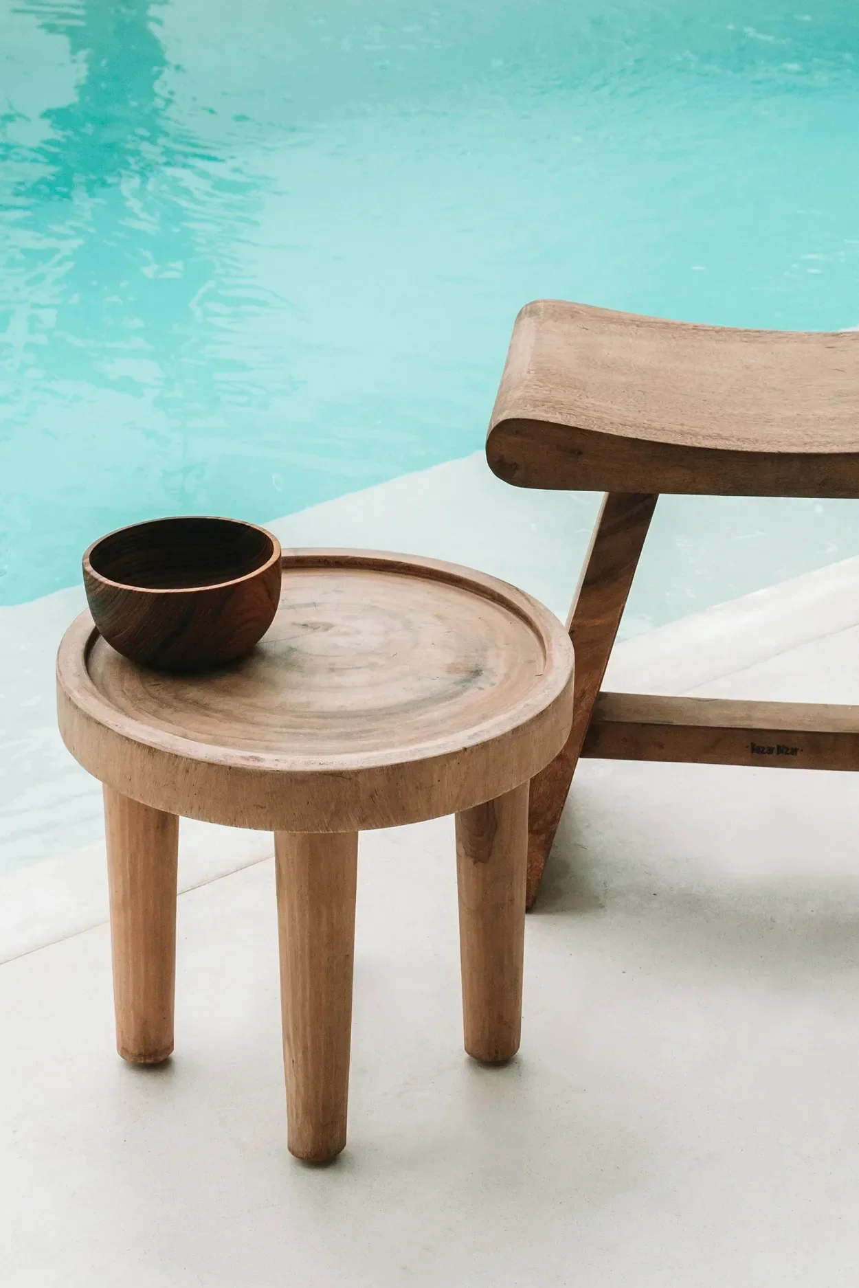 What is Suar Wood? A Complete Guide to Indonesia's Luxury Timber