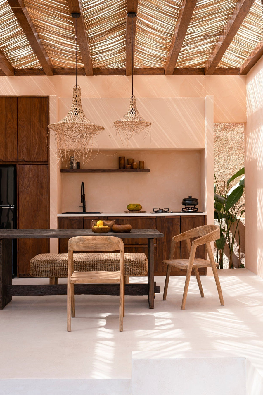 The Laiya Home Materials Hub: Teak, Mango Wood, Rattan & More (A Luxury Guide)