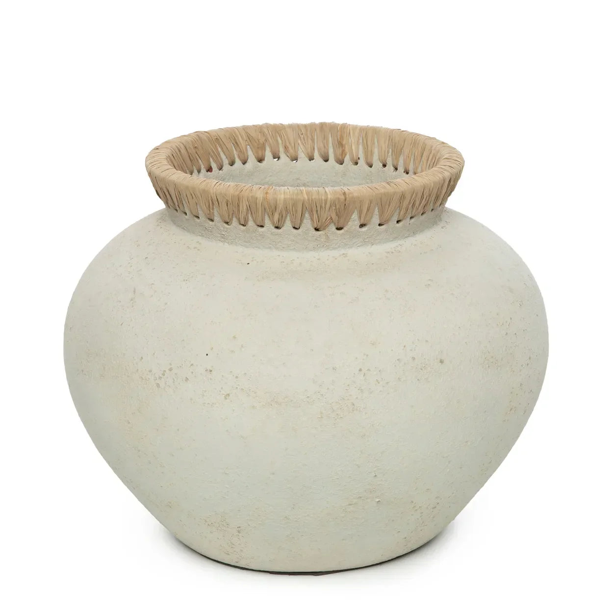 The Styly Vase - Concrete Natural - L in terracotta, earthenware — handmade luxury vase curated by Laiyahome — view 3