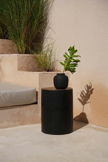 The Peaky Vase - Black - S in terracotta — handmade luxury vase curated by Laiyahome — view 4