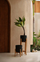 The Charcoal High - Black Natural - L in terracotta — handmade luxury planter curated by Laiyahome — view 2