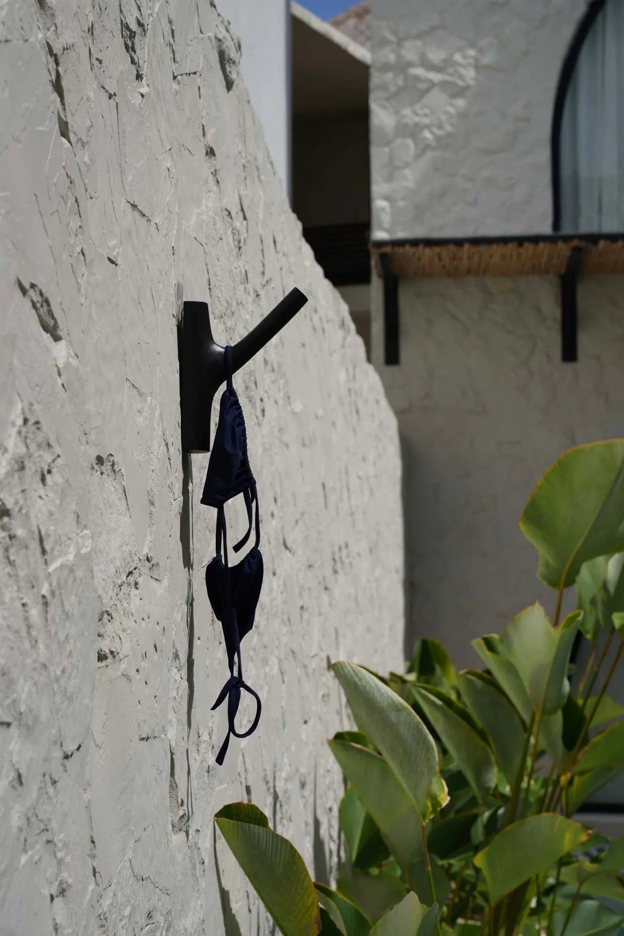 The Hook - Black in wood — handmade luxury clothing hanger curated by Laiyahome — view 4