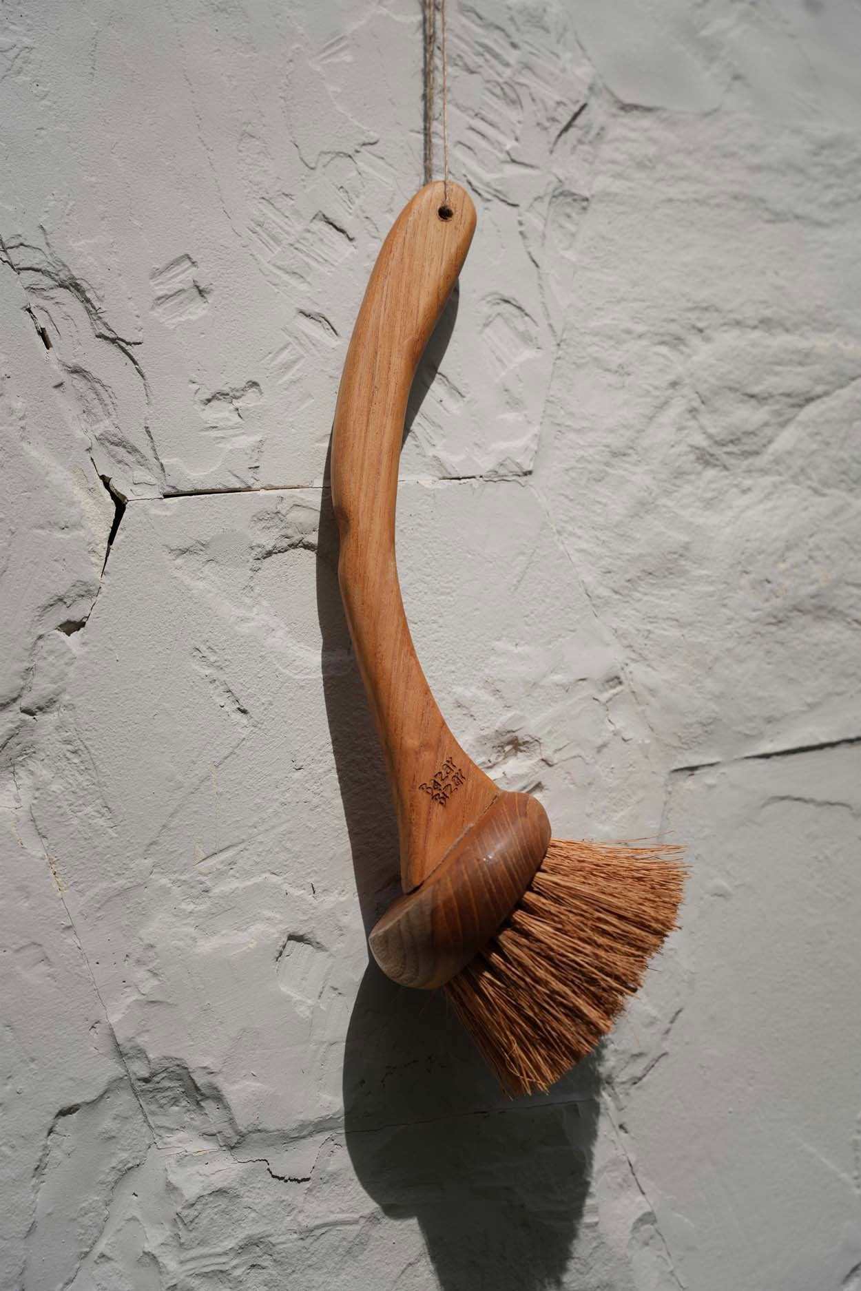 The Hatra Brush - Natural in wood — handmade luxury broom curated by Laiyahome — view 2