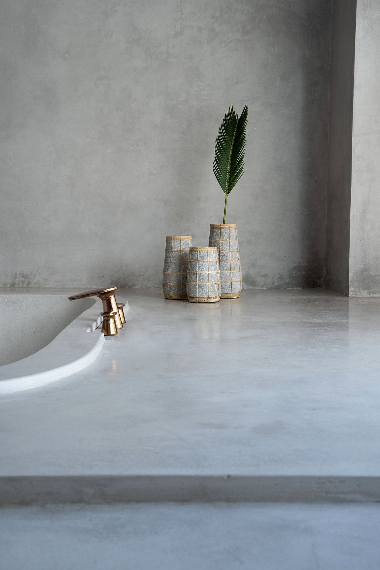The Cutie Vase - Concrete Natural - L in terracotta — handmade luxury vase curated by Laiyahome — view 2