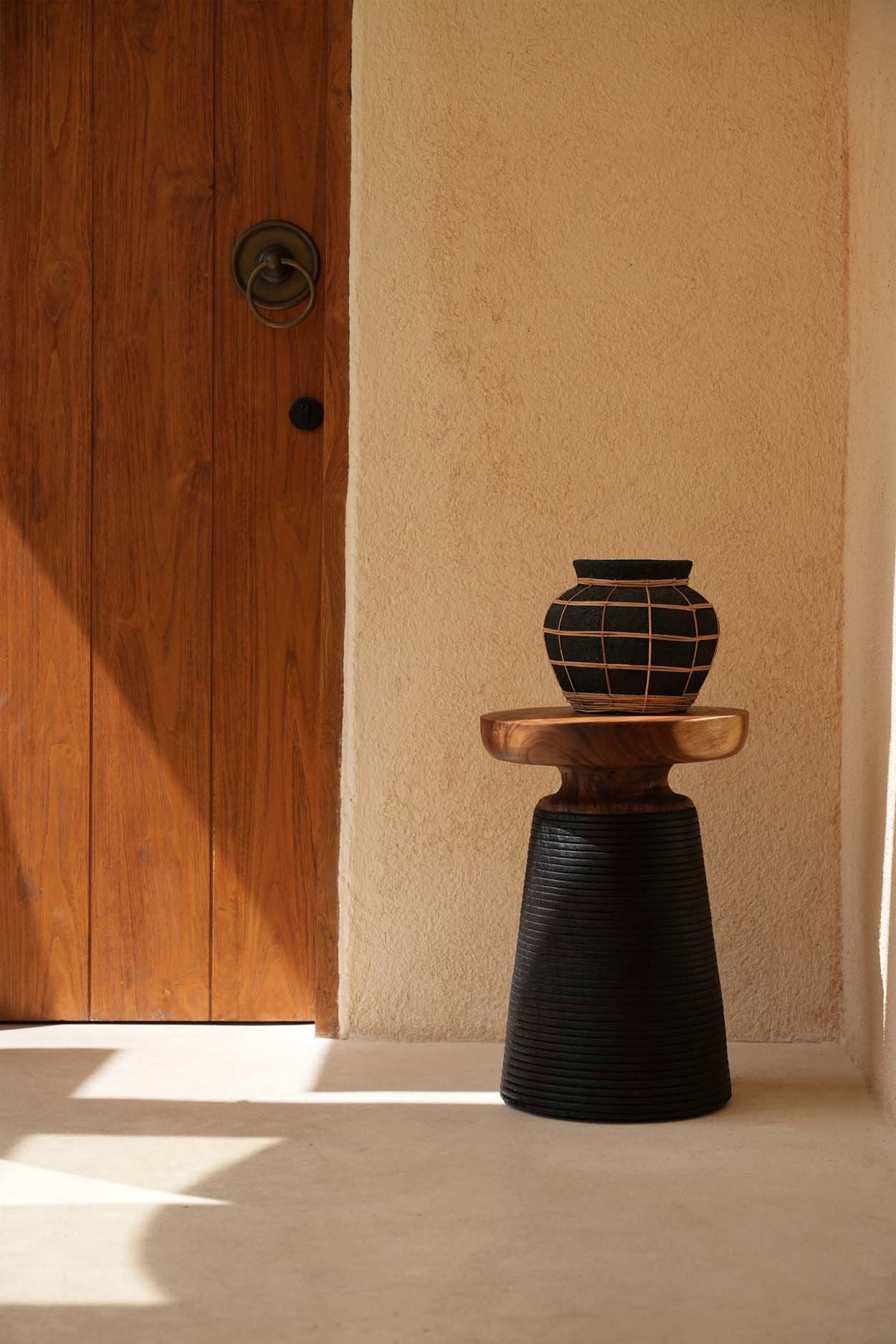 The Belly Vase - Black Natural - M in terracotta — handmade luxury vase curated by Laiyahome — view 2