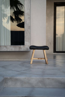Tabouret Suar en cuir - Noir naturel