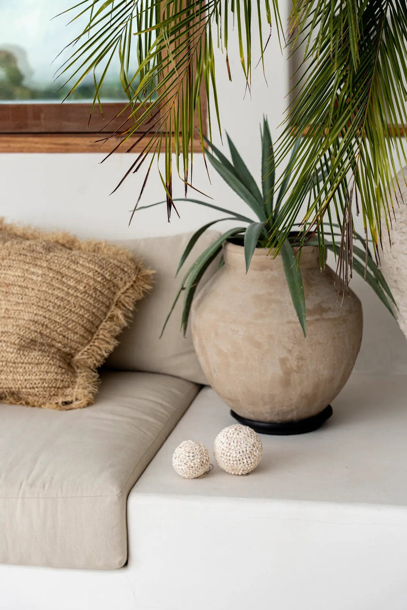 The Bubble Shell Ball - White - M in shell — handmade luxury decorative object curated by Laiyahome — view 2