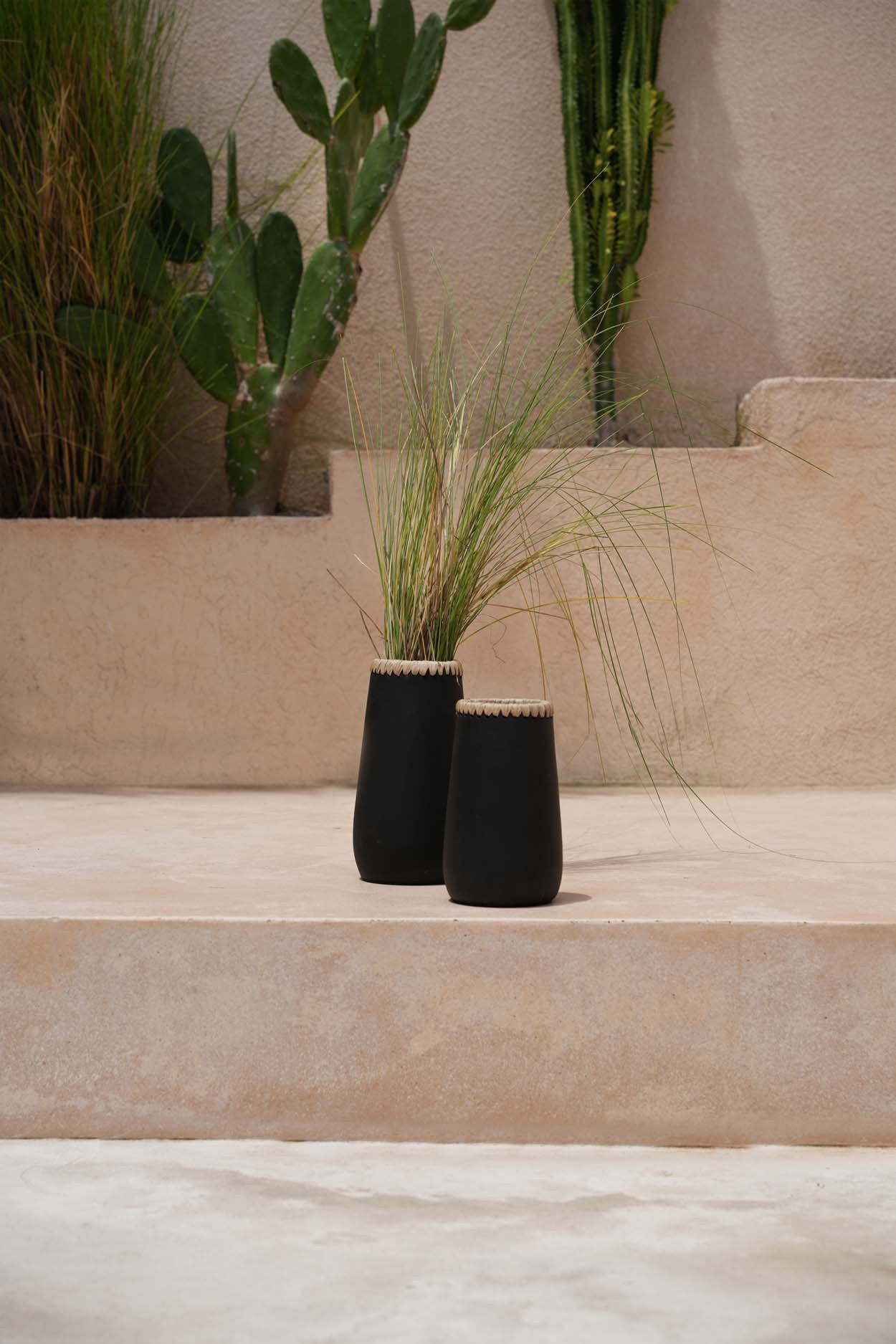 The Sneaky Vase - Black Natural - M in terracotta — handmade luxury vase curated by Laiyahome — view 2
