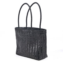 The Shortlist Shopper - Black – leather shopping bag in black – product view 1