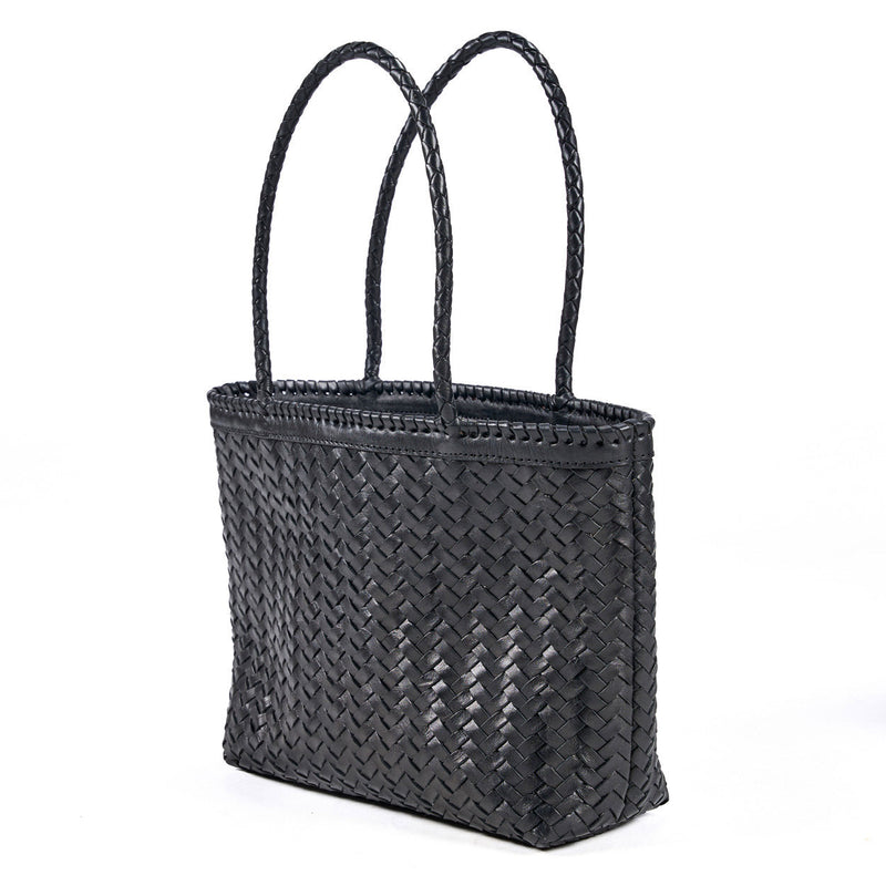 The Shortlist Shopper - Black – leather shopping bag in black – product view 1