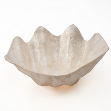 The Mother of Pearl Soap Dish - White - M
