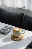 The Cascais Mug - L – stoneware mug in blue – product view 2