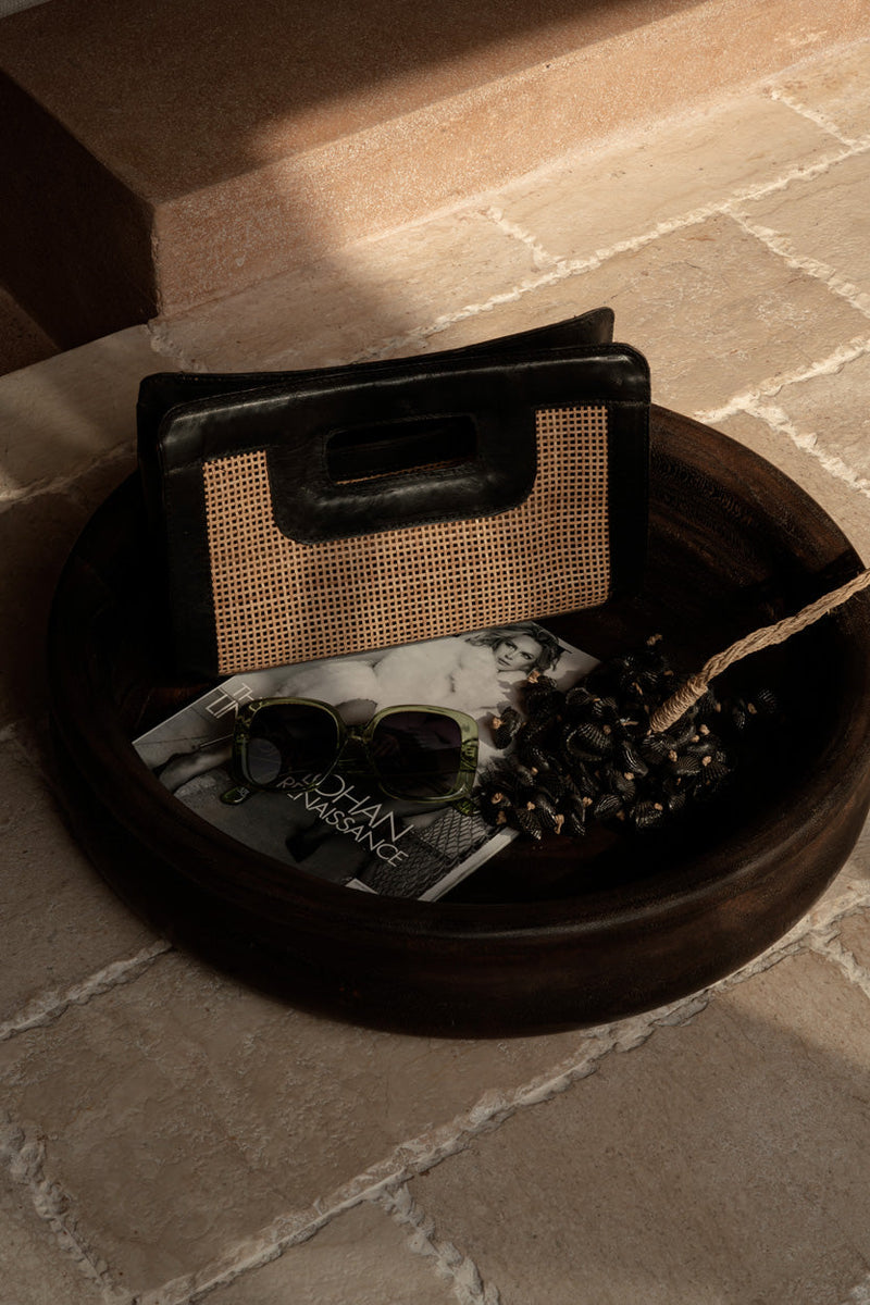 The Riviera Noir Clutch - Natural Black – leather clutch in natural black – product view 2
