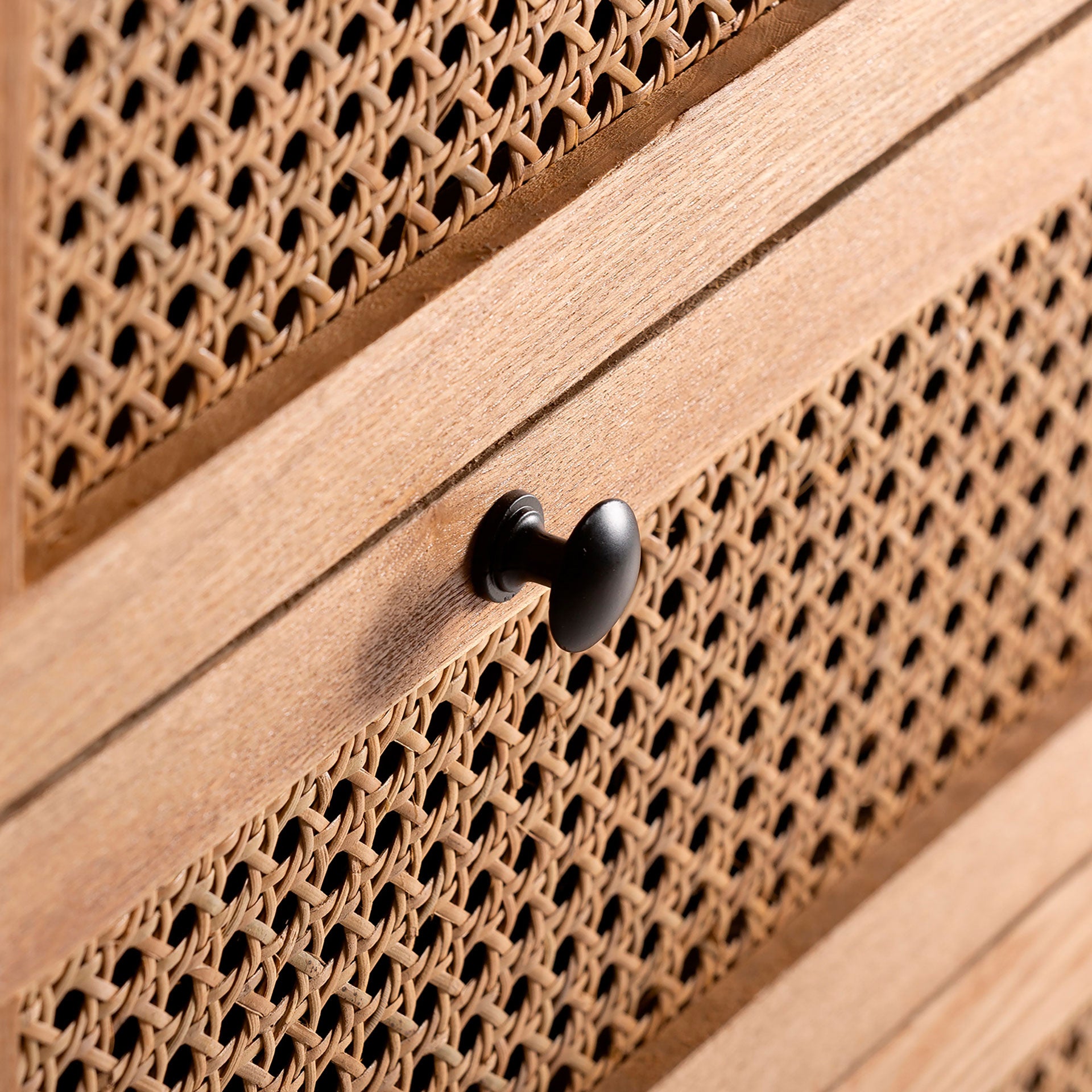 The Zetel Chest Of Drawers — contemporary chest of drawers in engineered wood with veneer finish from Laiyahome