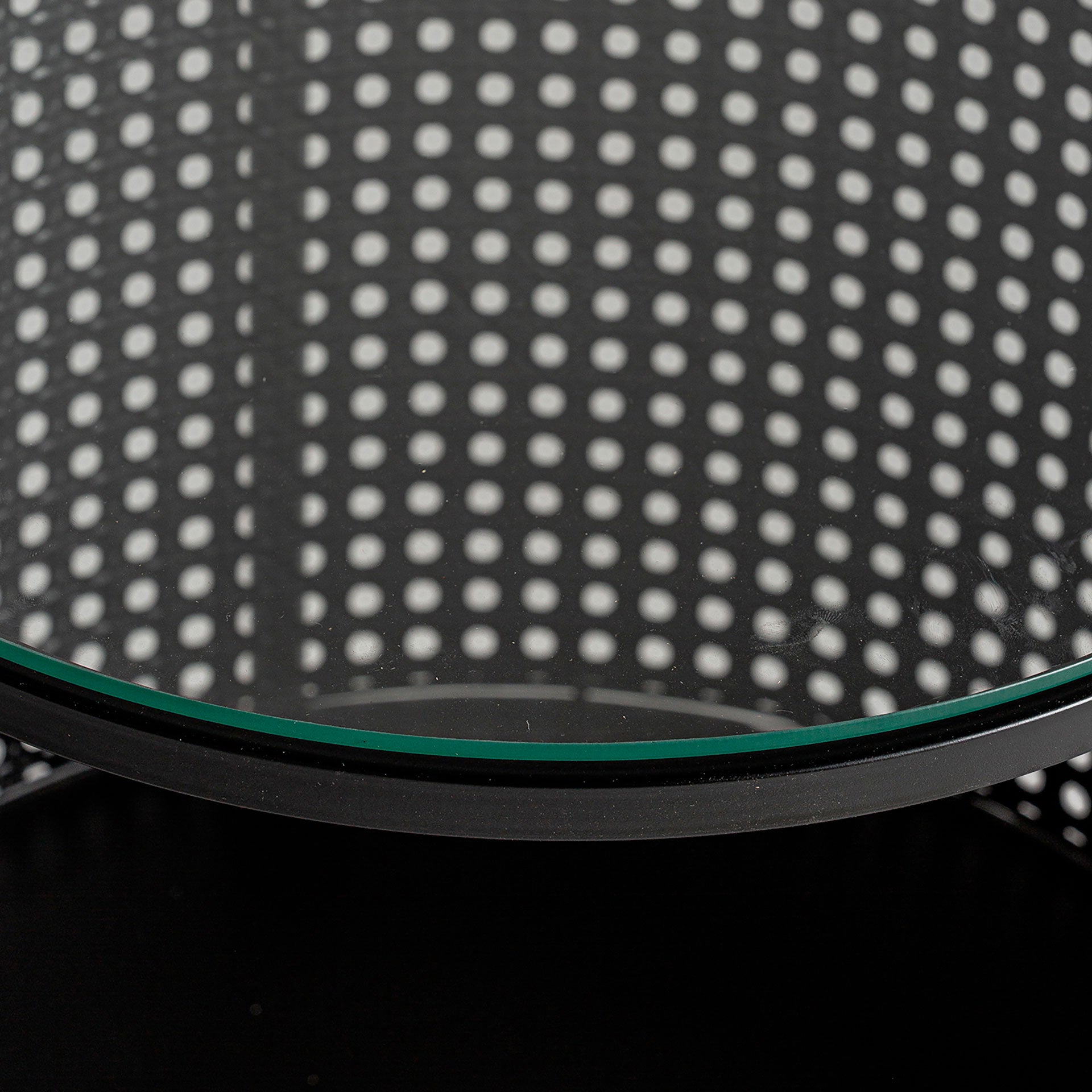 The Fussen Side Table — Art Deco side table in solid iron from Laiyahome