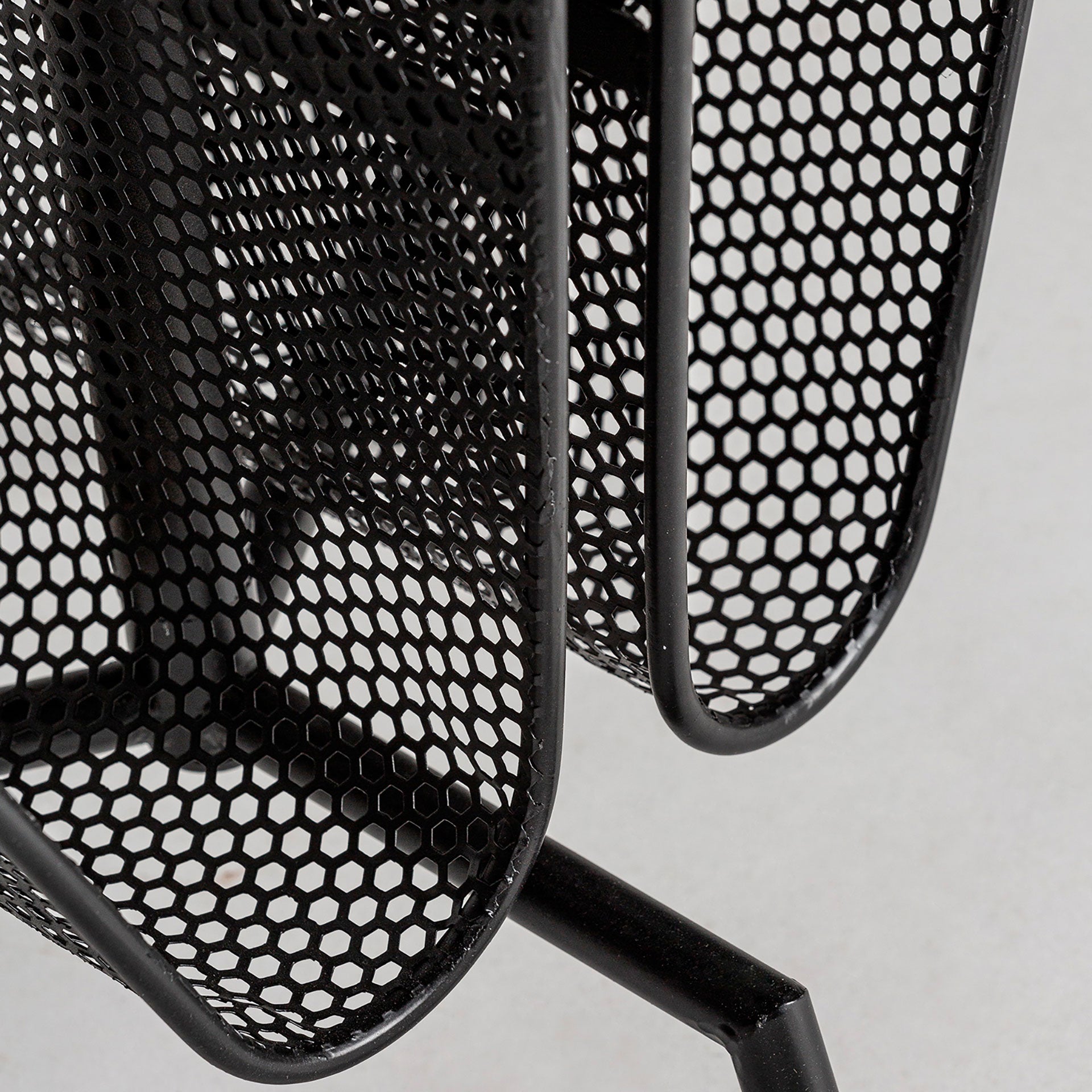 The Fussen Side Table — Art Deco side table in solid iron from Laiyahome