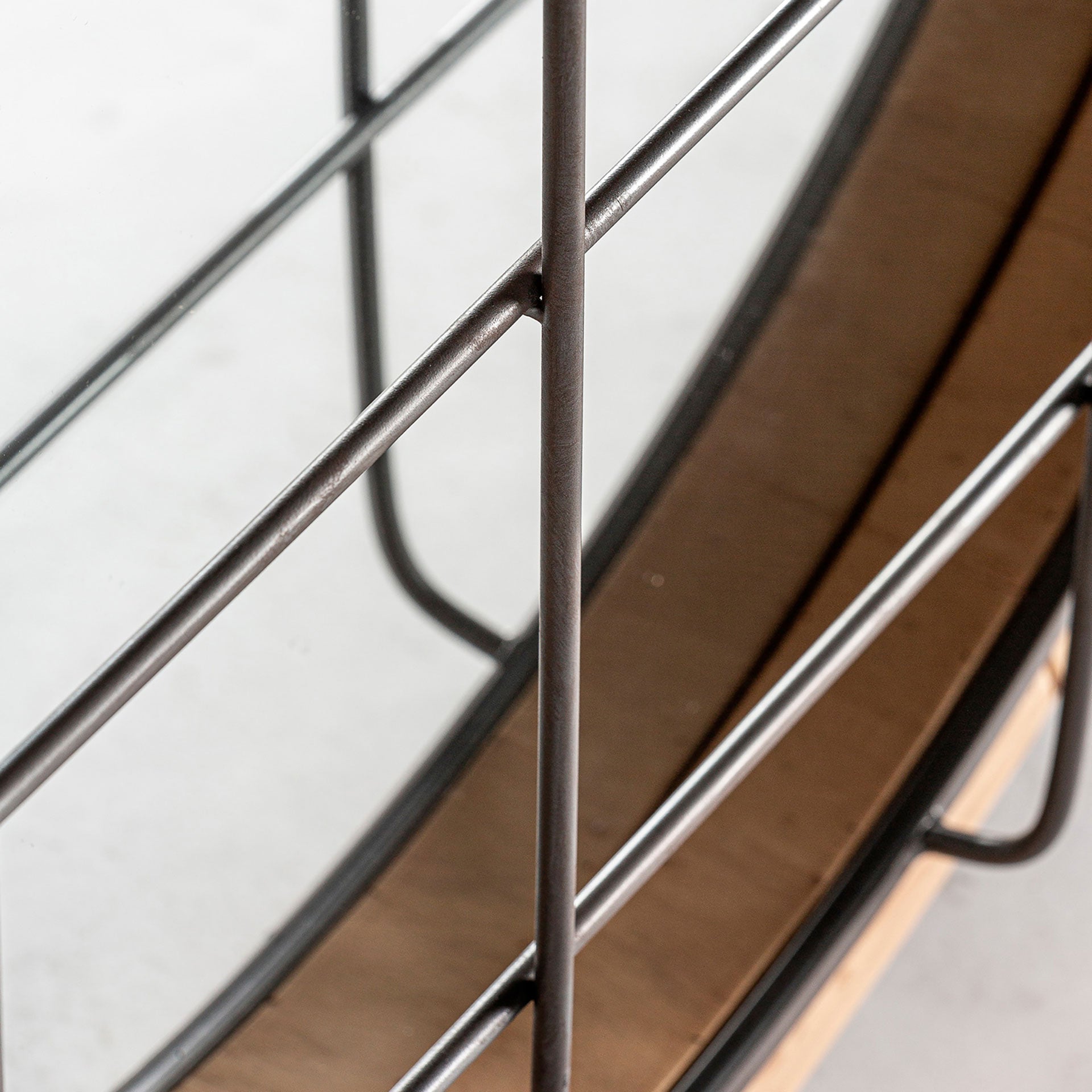 The Longford Mirror — vintage mirror in solid fir wood from Laiyahome