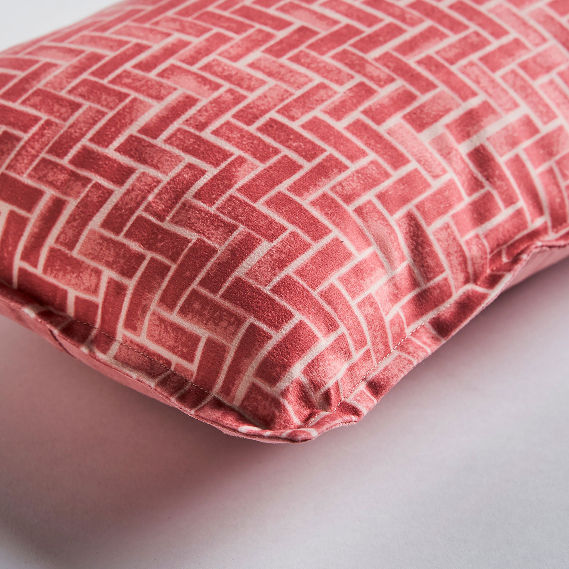 The Pink Cushion — playful contemporary cushion in dense velvet from Laiyahome