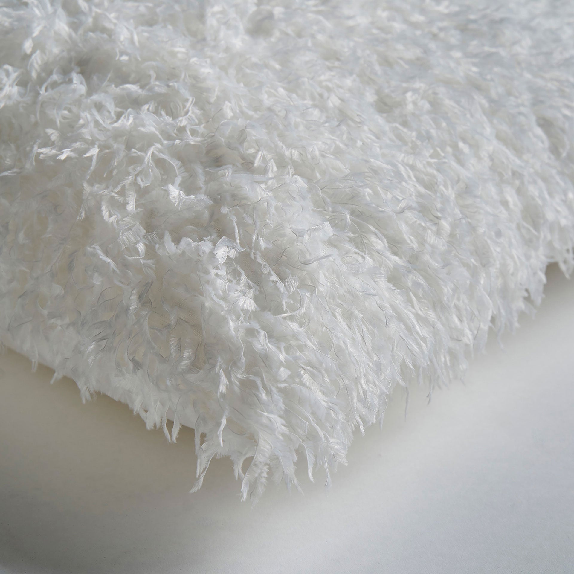The Asira Cushion — French country cushion in high-performance polyester from Laiyahome