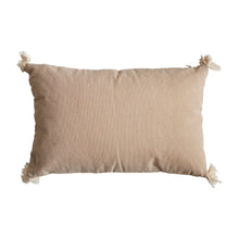 The Tiker Cushion — contemporary cushion in high-performance polyester from Laiyahome
