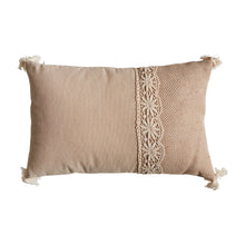 The Tiker Cushion — contemporary cushion in high-performance polyester from Laiyahome