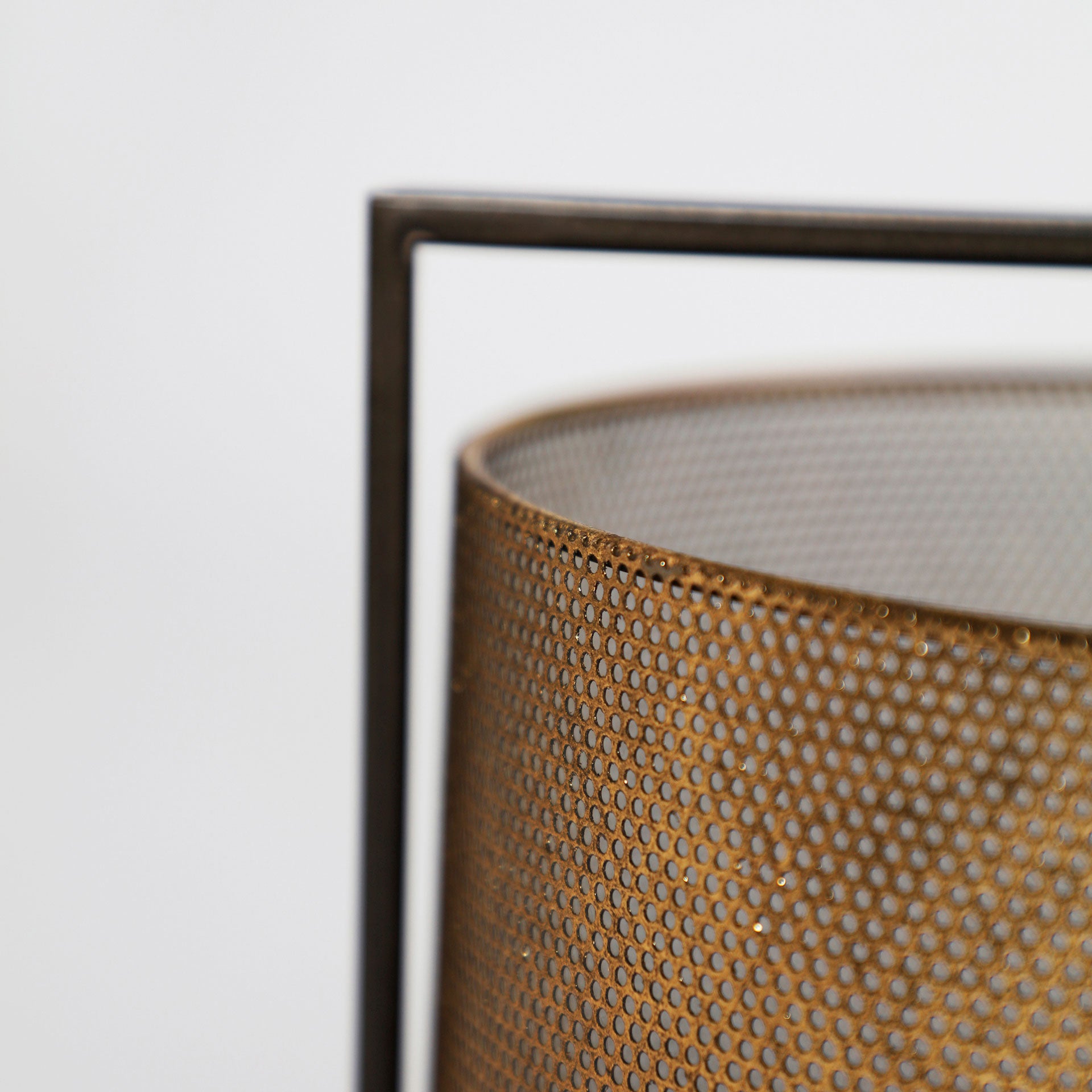 The Haimie Table Lamp — Art Deco table lamp in solid iron from Laiyahome