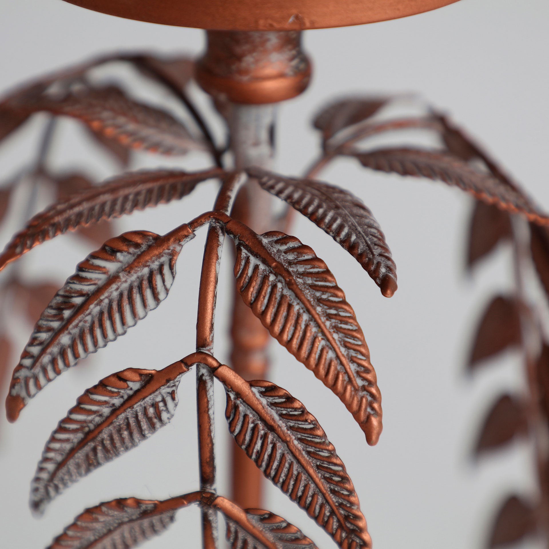 The Palmera Lucerna Candelabra — Art Deco candle holder in solid iron from Laiyahome