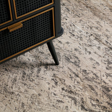 The Elian Carpet — contemporary rug in viscose blend from Laiyahome