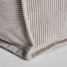The Seia Footrest — vintage-modern pouffe in corduroy from Laiyahome
