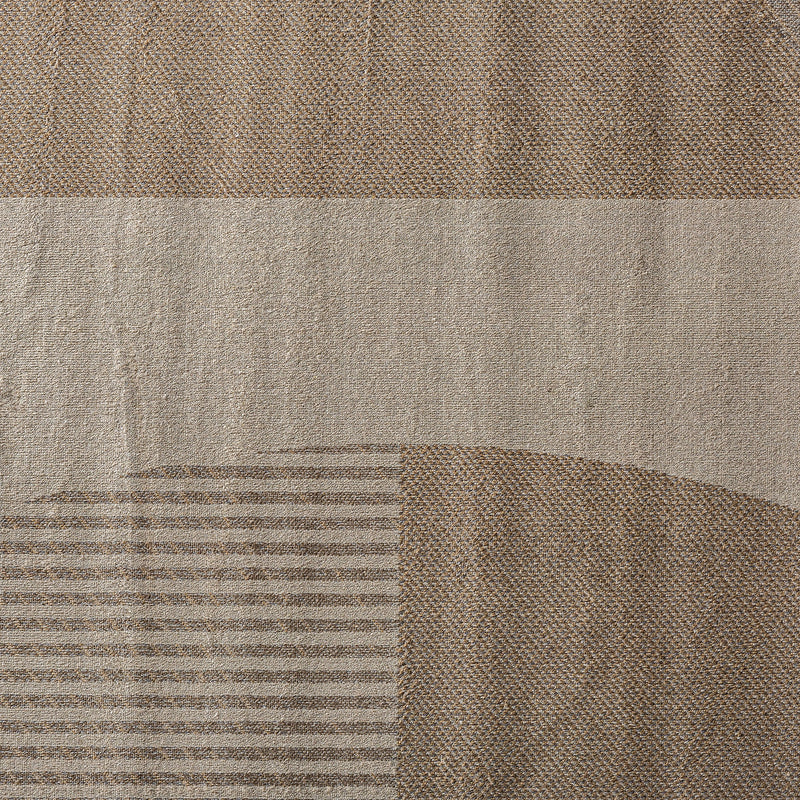 The Idoia Carpet — contemporary rug in viscose blend from Laiyahome