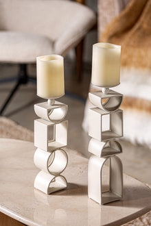 The Greyle Candle Holder — vintage-modern candle holder in solid iron from Laiyahome