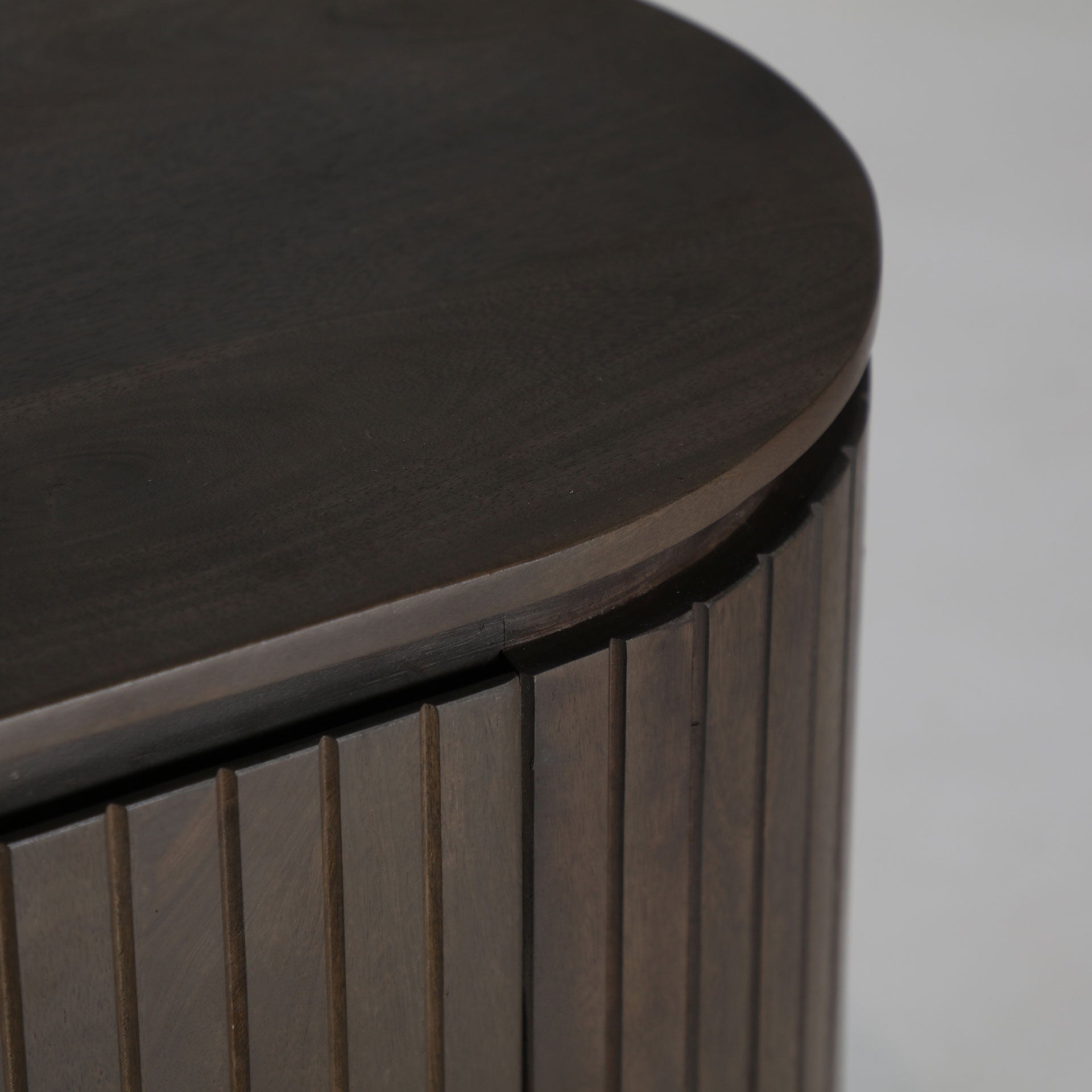 The Kolga Tv Stand — Art Deco media console in solid mango wood from Laiyahome