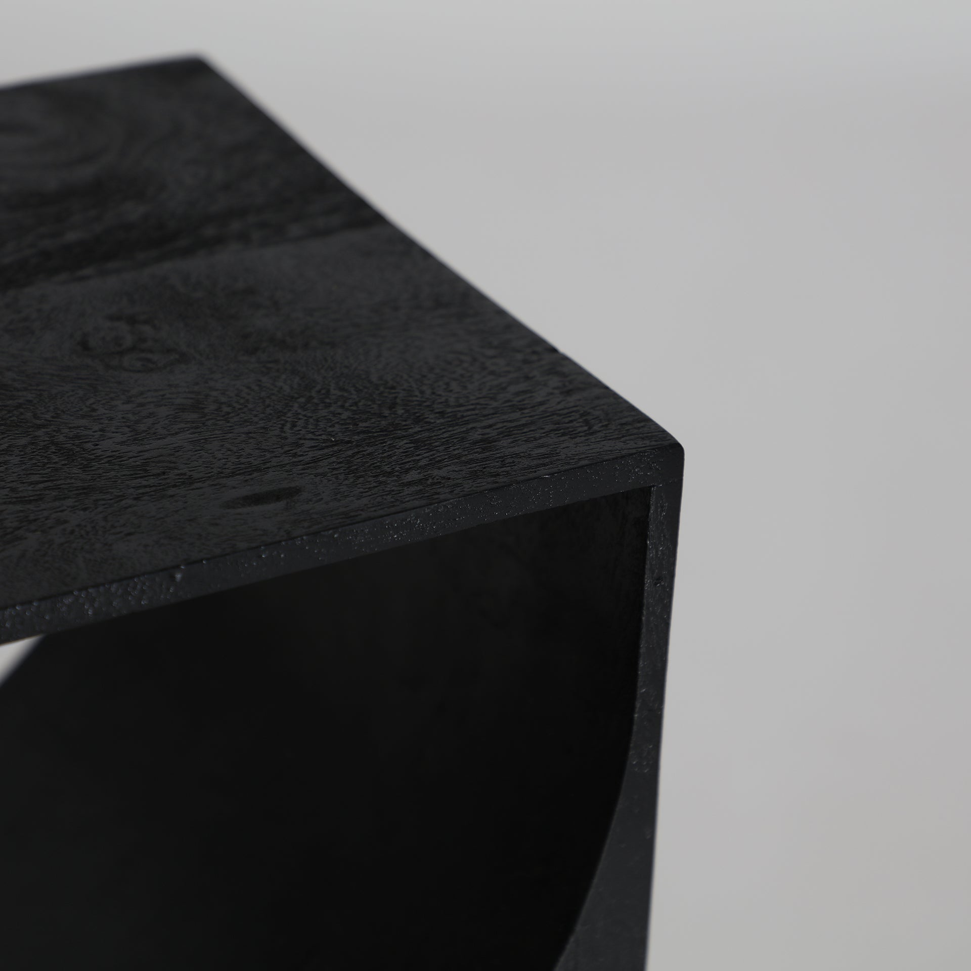 The Kirila Side Table — contemporary side table in solid mango wood from Laiyahome