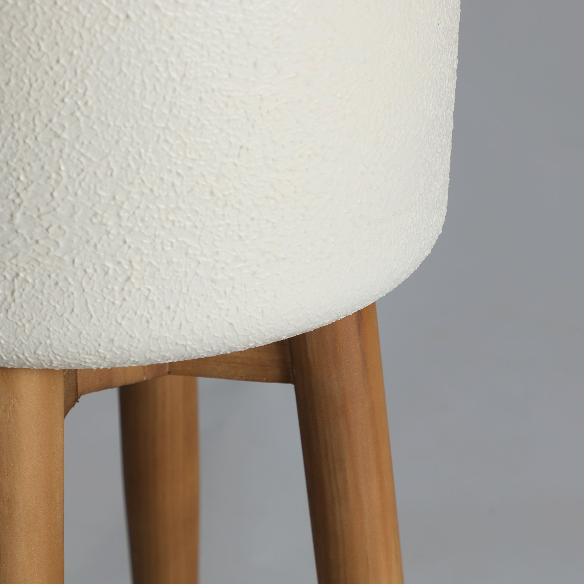 The Briel Plant Pot — playful contemporary planter in solid iron from Laiyahome