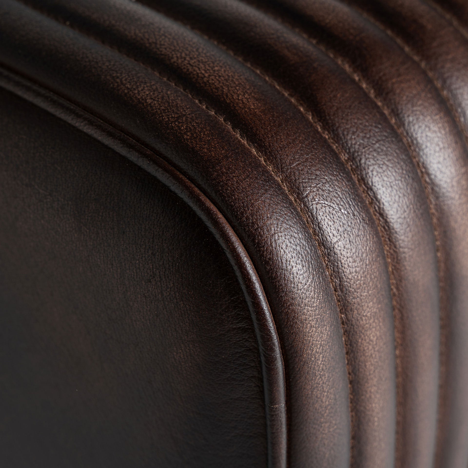 The Gladys Stool — vintage pouffe in natural leather from Laiyahome