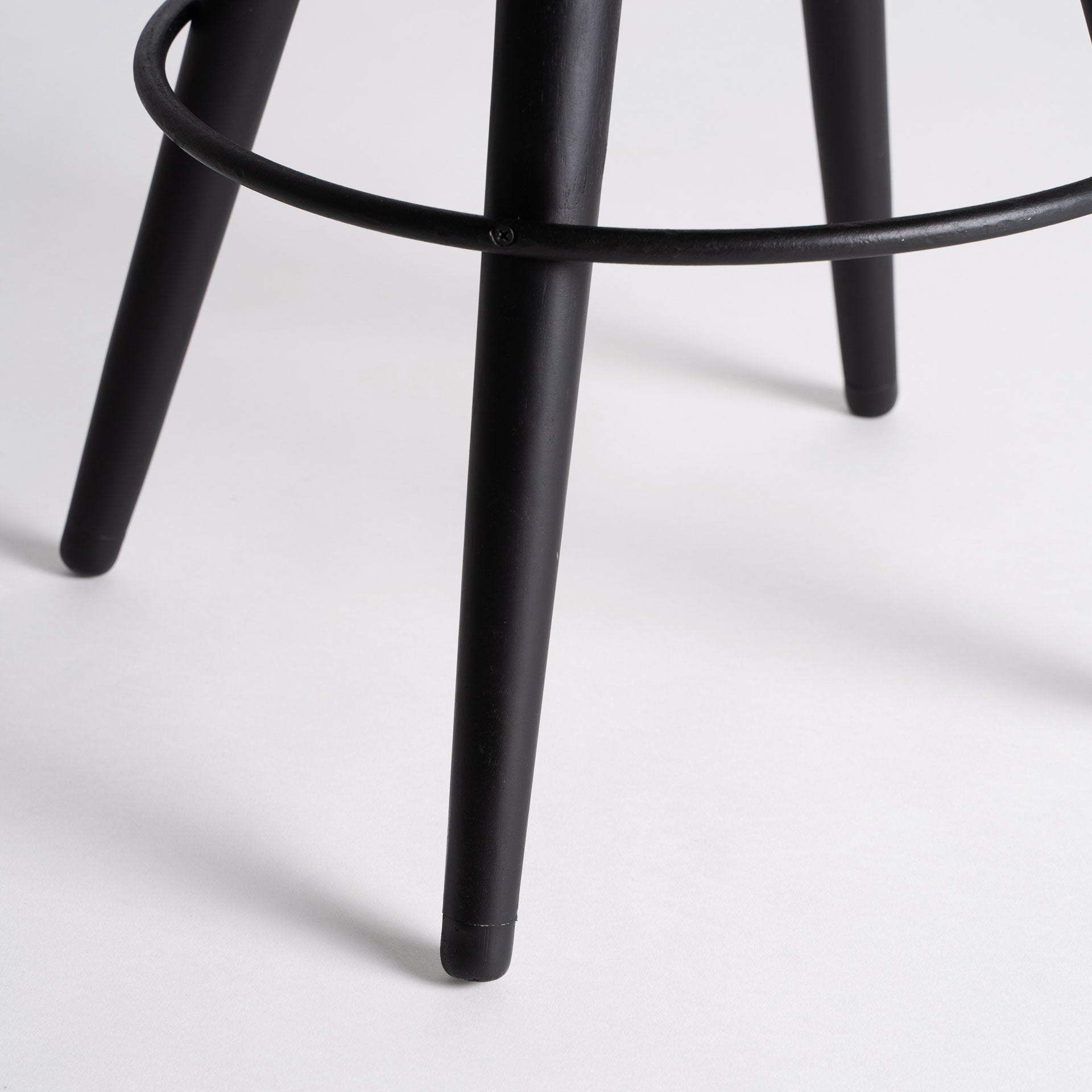 The Befaux Stool — vintage pouffe in natural leather from Laiyahome