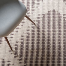 The Pamela Carpet — contemporary rug in high-performance polyester from Laiyahome