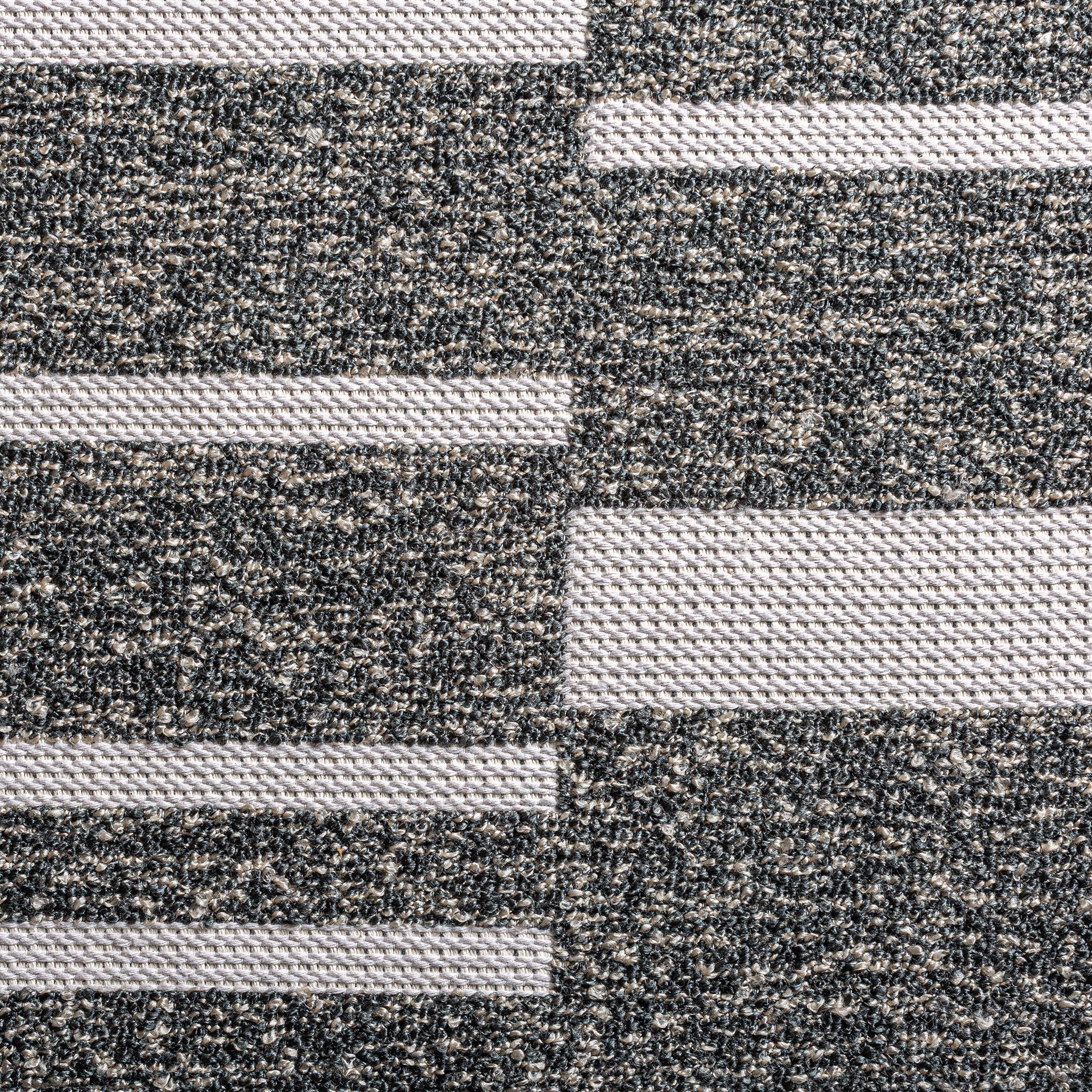 The Celia Carpet — contemporary rug in high-performance polyester from Laiyahome