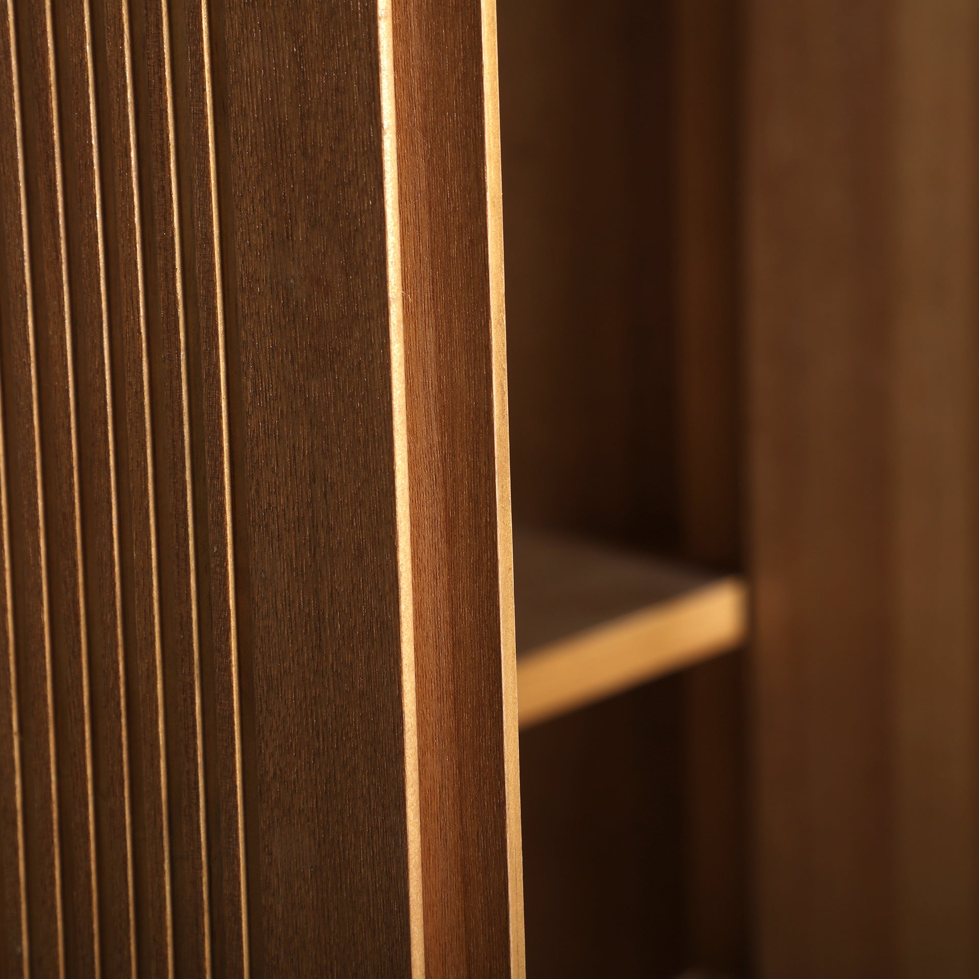 The Copenhague Wardrobe — minimalist cabinet in solid ash wood from Laiyahome