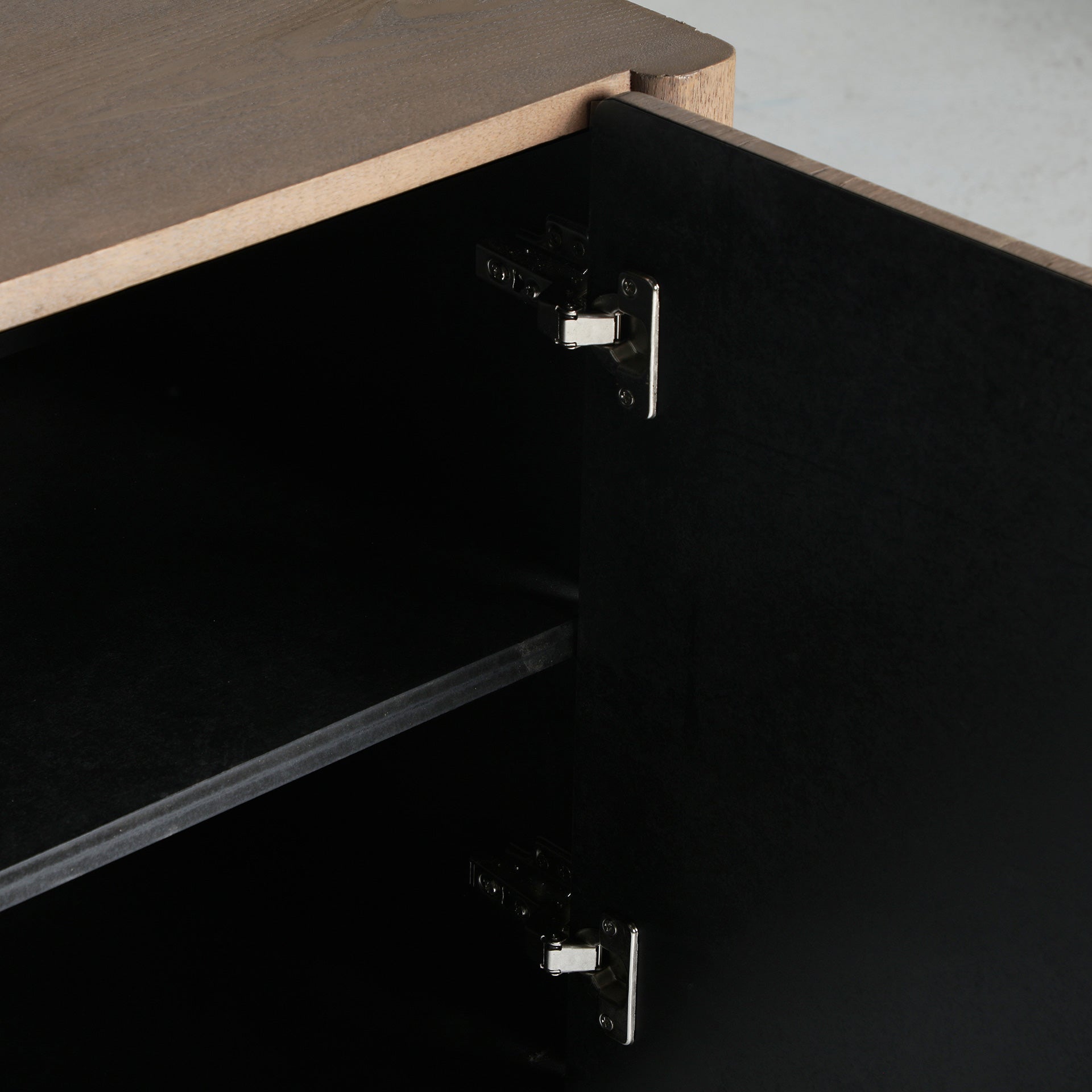 BUSK TV STAND — Laiyahome