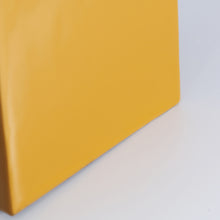 VEZIA TABLE LAMP in a modern interior setting