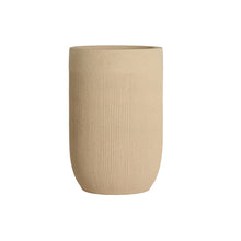 The Kavan Plant Pot — contemporary planter in high-grade polyresin from Laiyahome