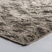 The Isolda Carpet — classic rug in viscose blend from Laiyahome