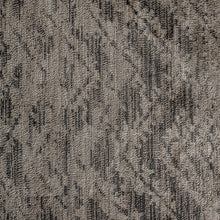 The Isolda Carpet — classic rug in viscose blend from Laiyahome