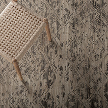 The Isolda Carpet — classic rug in viscose blend from Laiyahome