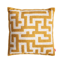 The Amaia Cushion — classic cushion in natural cotton from Laiyahome