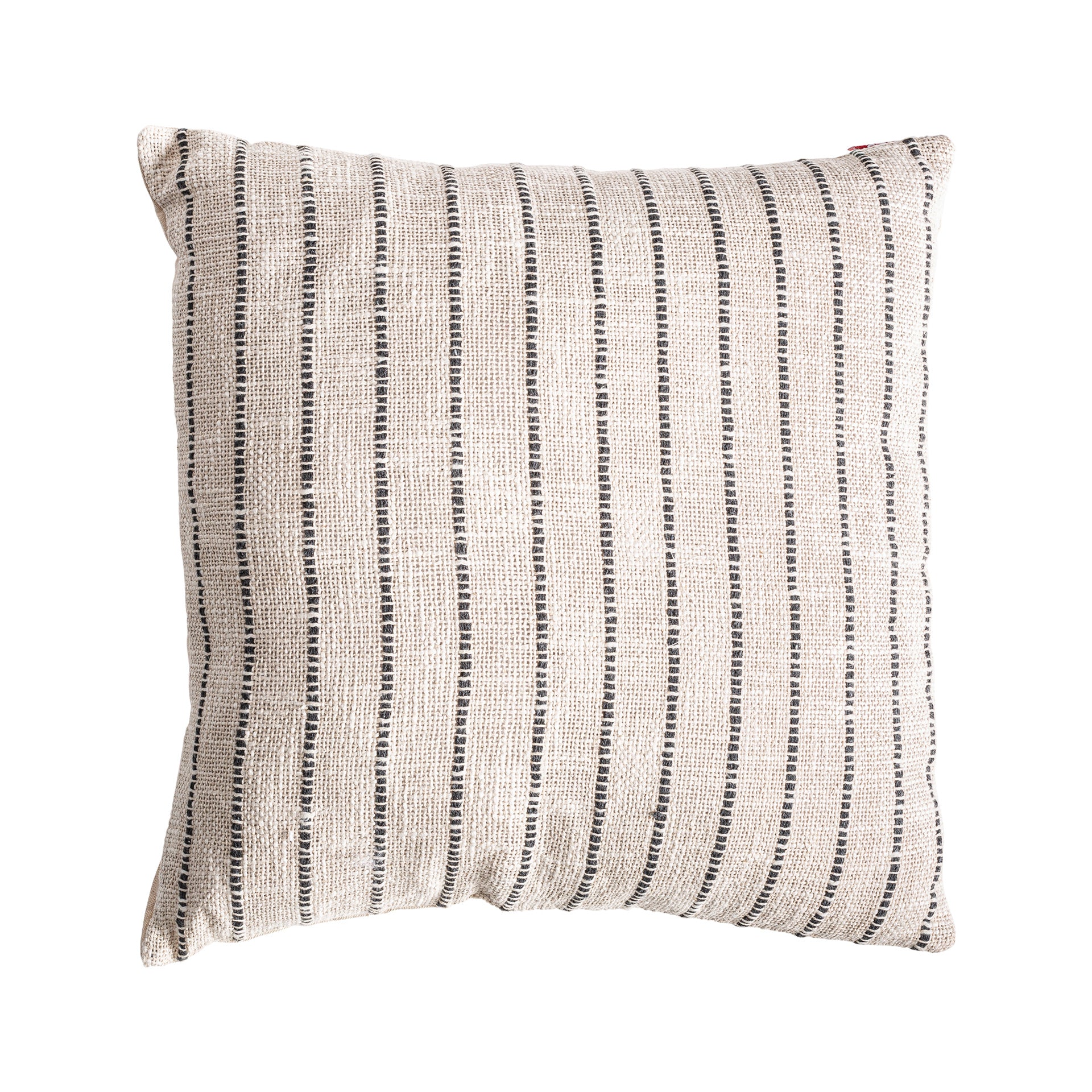 The Saleha Cushion — classic cushion in natural cotton from Laiyahome