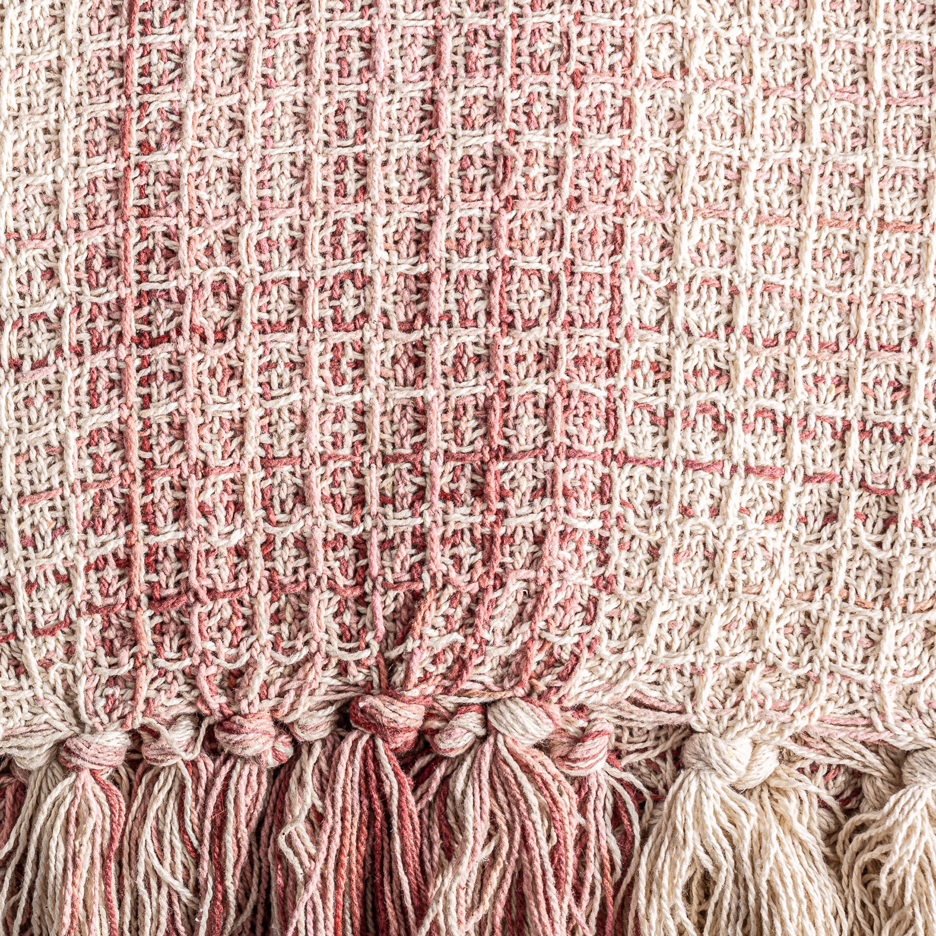 The Saheler Plaid — classic throw in natural cotton from Laiyahome