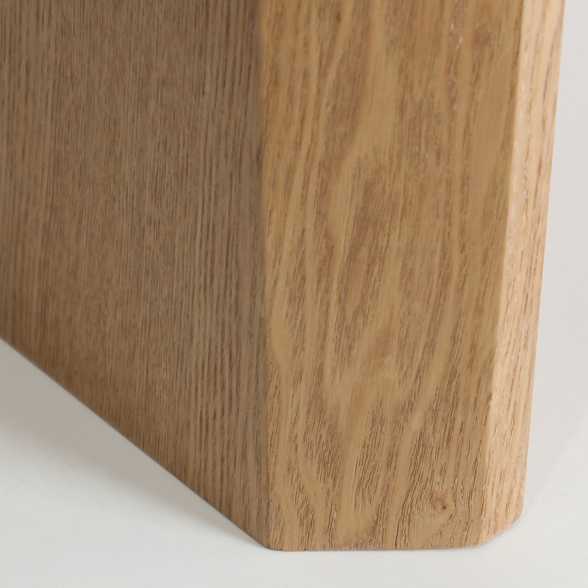 The Lauzerte Desk — Scandinavian desk in engineered wood with veneer finish from Laiyahome